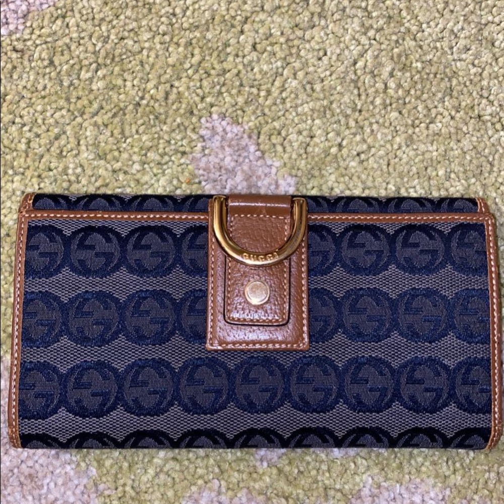 Gucci wallet